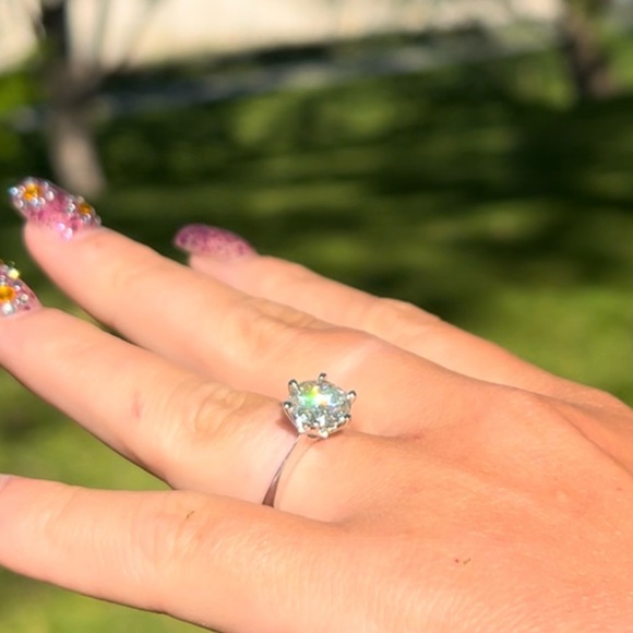 3CT MOISSANITE DIAMOND WEDDING / ENGAGEMENT RING - Picture 7 of 13